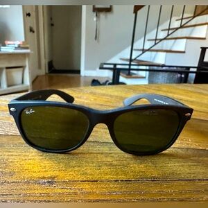 Ray-Ban New Wayfarer Black Matte Sunglasses